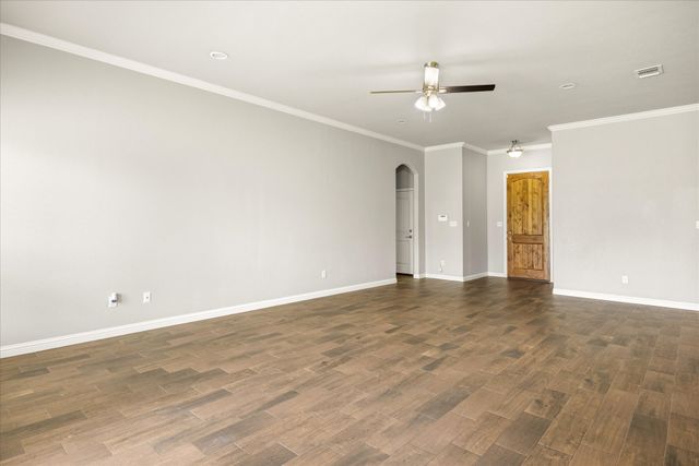 107 Donna Circle, Granbury, TX 76049
