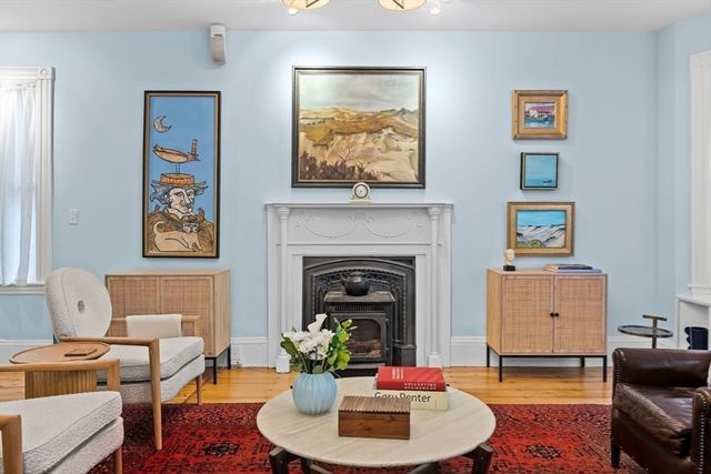 10 Dewolf St 2, Boston, MA 02125