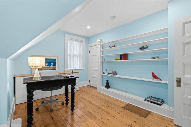 10 Dewolf St 2, Boston, MA 02125