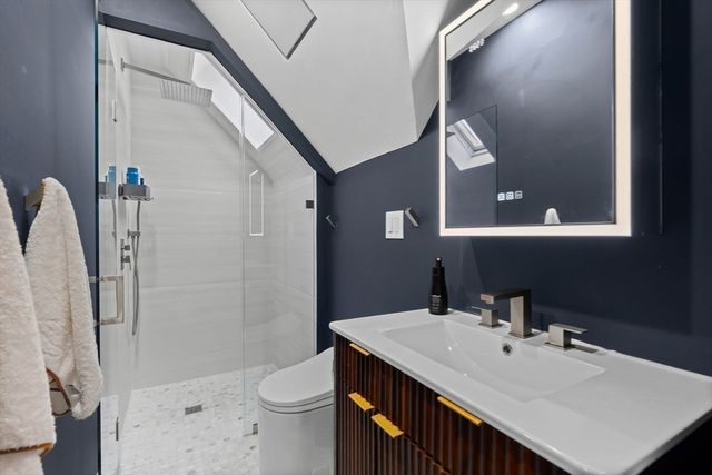 10 Dewolf St 2, Boston, MA 02125
