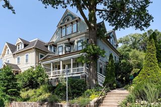 10 Dewolf St 2, Boston, MA 02125