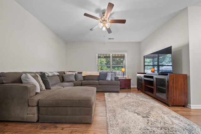 192 VIVIAN WAY, Atoka, TN 38004