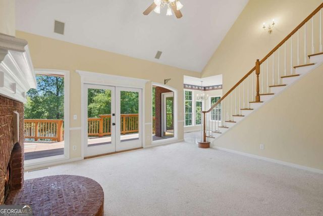 2744 Waters Edge Drive, Gainesville, GA 30504