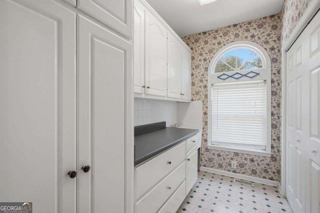 2744 Waters Edge Drive, Gainesville, GA 30504