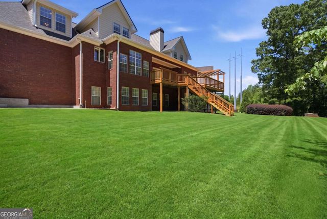 2744 Waters Edge Drive, Gainesville, GA 30504