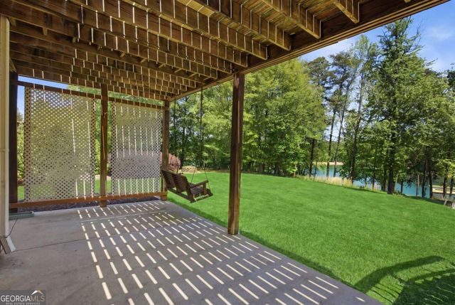 2744 Waters Edge Drive, Gainesville, GA 30504