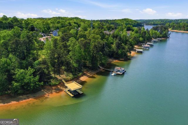 2744 Waters Edge Drive, Gainesville, GA 30504
