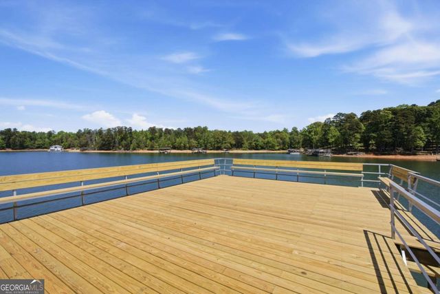 2744 Waters Edge Drive, Gainesville, GA 30504