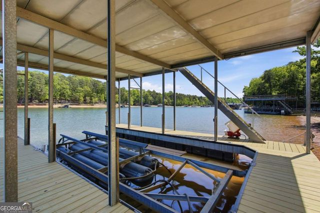 2744 Waters Edge Drive, Gainesville, GA 30504