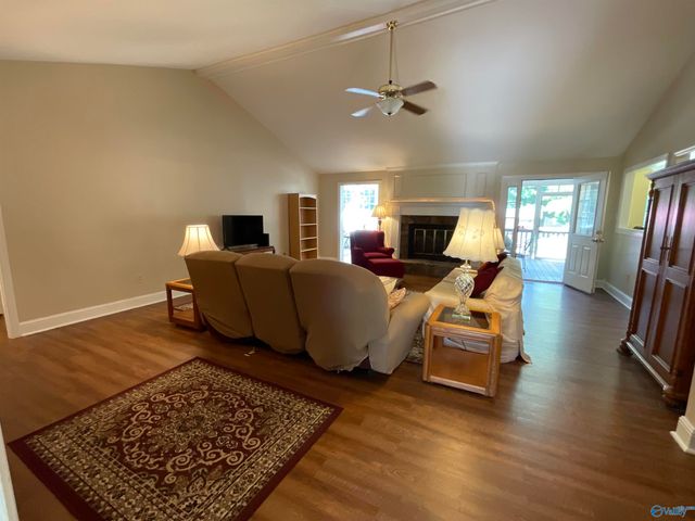 118 Emerald Drive, Harvest, AL 35749