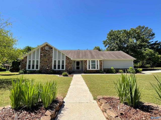 118 Emerald Drive, Harvest, AL 35749