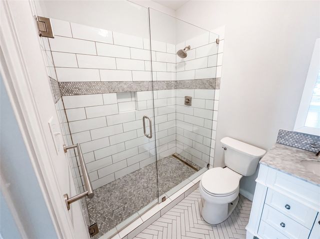 3105 Bridgewater Drive, Little Elm, TX 75068