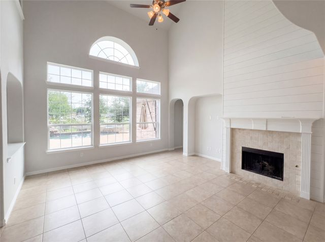3105 Bridgewater Drive, Little Elm, TX 75068