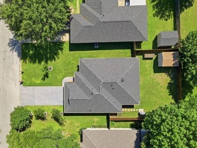 1430 Cedarcrest Lane, Bryan, TX 77803