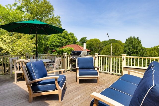 20 Moss Hill Rd, Boston, MA 02130