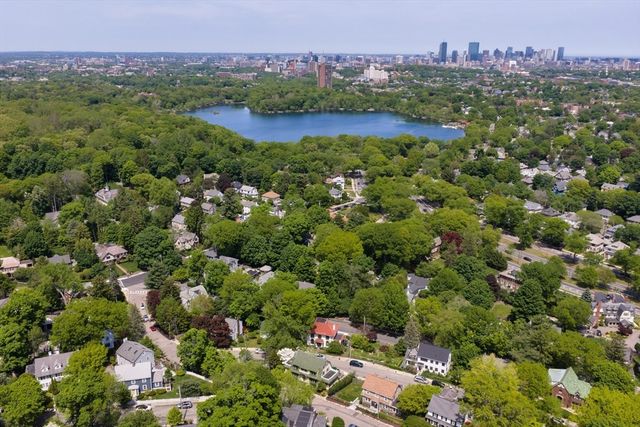 20 Moss Hill Rd, Boston, MA 02130