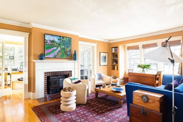 20 Moss Hill Rd, Boston, MA 02130