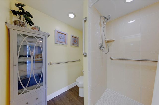 1460 GULF BOULEVARD 305, Clearwater, FL 33767