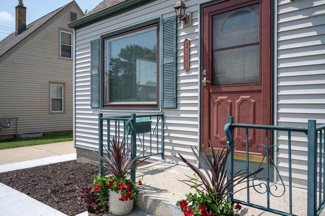 3411 N 97th STREET, Milwaukee, WI 53222