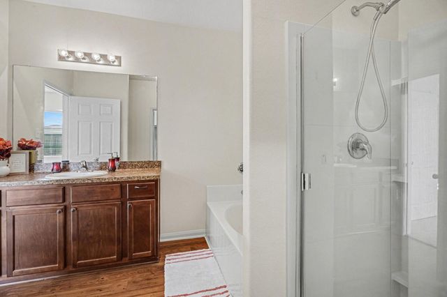 805 Seadrift Court, La Marque, TX 77568