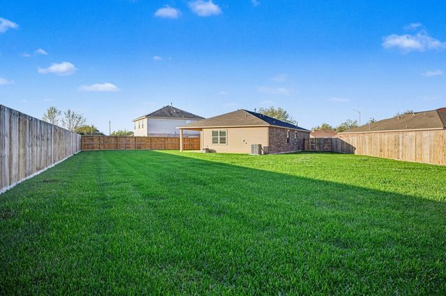 805 Seadrift Court, La Marque, TX 77568