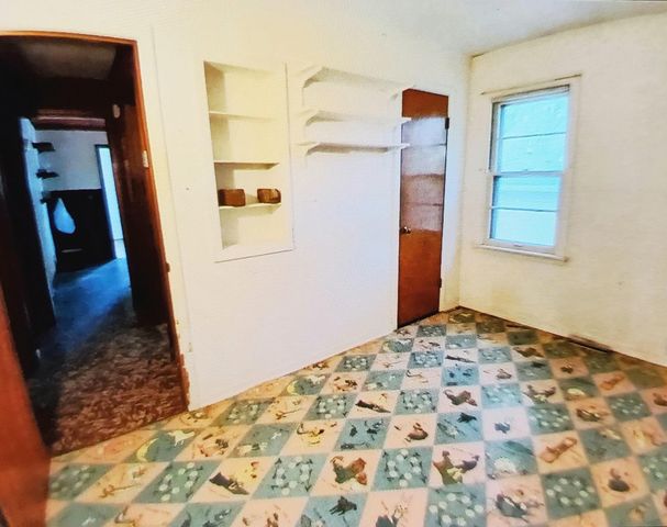 2853 Howard Street, Lake Station, IN 46405