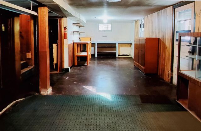 2853 Howard Street, Lake Station, IN 46405