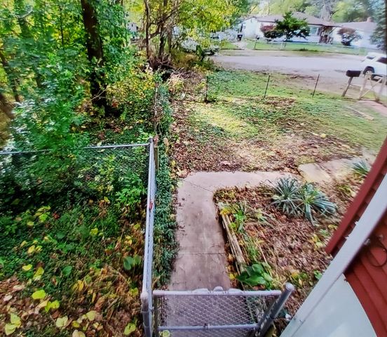 2853 Howard Street, Lake Station, IN 46405