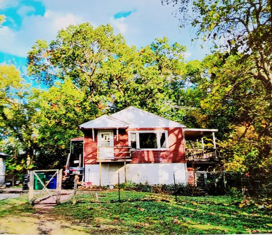 2853 Howard Street, Lake Station, IN 46405