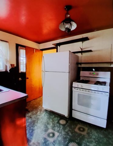 2853 Howard Street, Lake Station, IN 46405