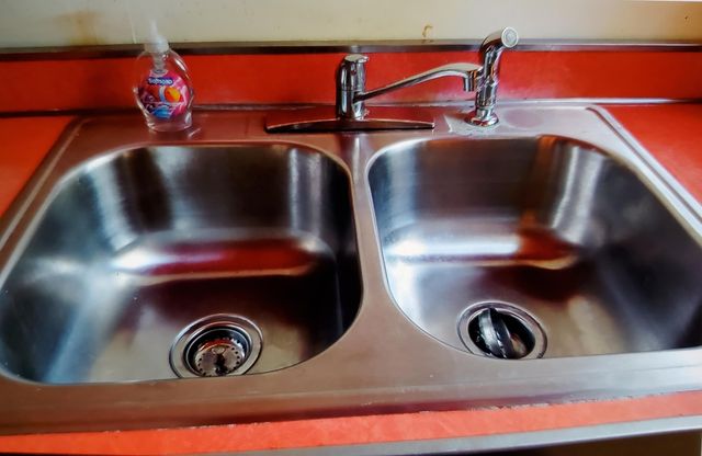 2853 Howard Street, Lake Station, IN 46405