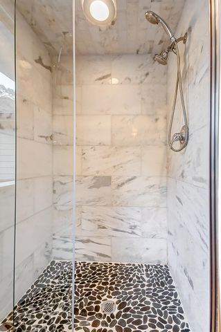 201 Vanderpool Lane 94, Houston, TX 77024