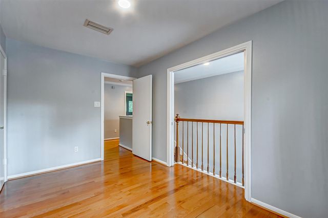 201 Vanderpool Lane 94, Houston, TX 77024