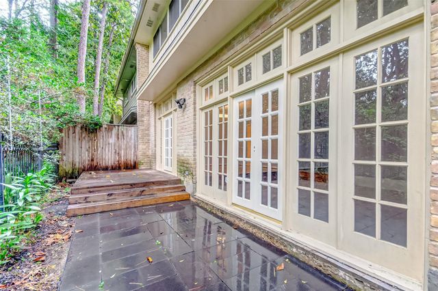 201 Vanderpool Lane 94, Houston, TX 77024