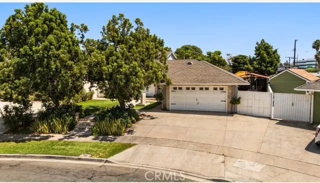 24252 Palmek Circle, Lake Forest, CA 92630