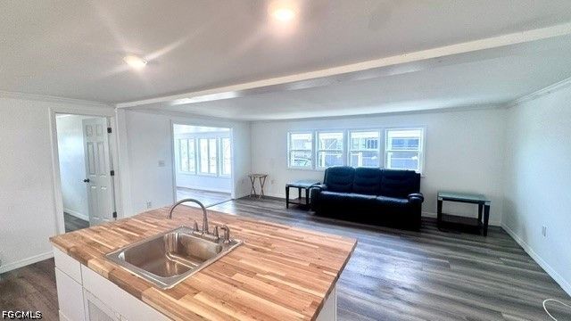 5664 Captain John Smith LOOP, North Fort Myers, FL 33917