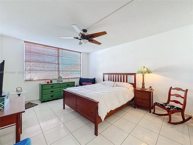 1401 NE Miami Gardens Drive 286, Miami, FL 33179