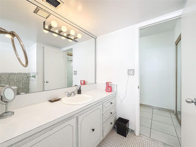 1401 NE Miami Gardens Drive 286, Miami, FL 33179