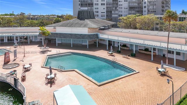1401 NE Miami Gardens Drive 286, Miami, FL 33179