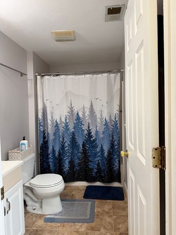 25 Ridlon Rd, Boston, MA 02136