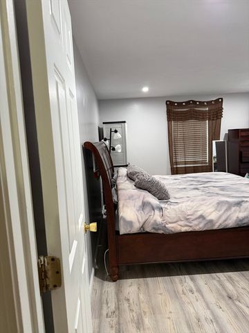 25 Ridlon Rd, Boston, MA 02136