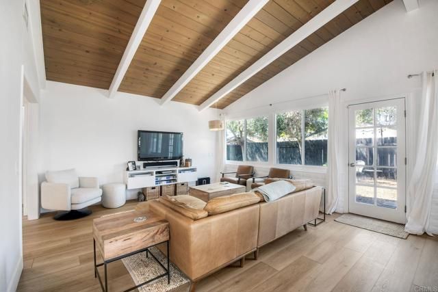 920 Morse Street, Oceanside, CA 92054