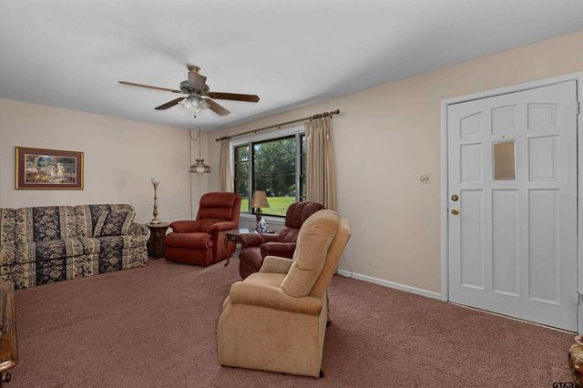 112 Blacknall, Henderson, TX 75652