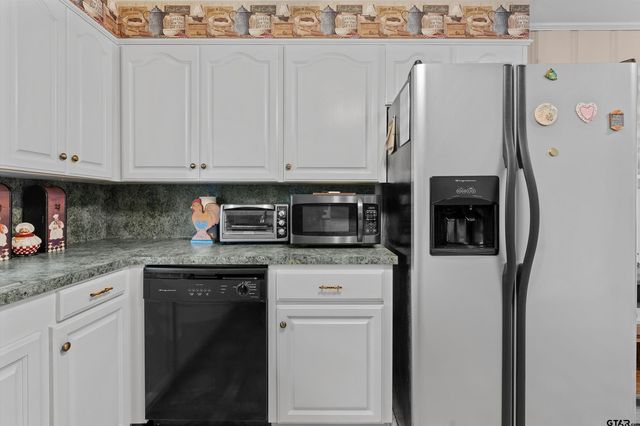 112 Blacknall, Henderson, TX 75652