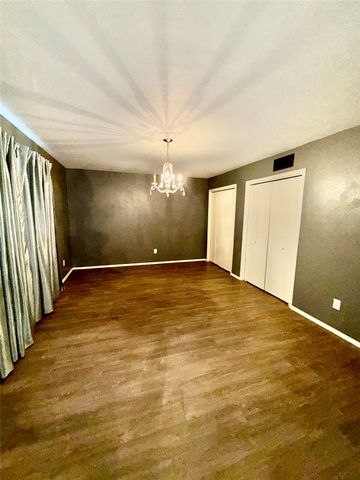 7855 Meadow Park Drive B, Dallas, TX 75230
