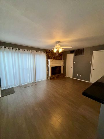 7855 Meadow Park Drive B, Dallas, TX 75230