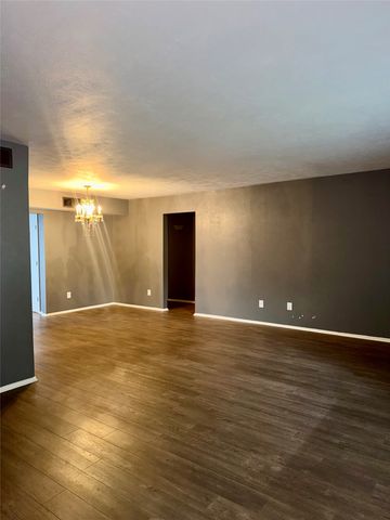 7855 Meadow Park Drive B, Dallas, TX 75230