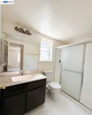 1936 Corte Cruz, Pinole, CA 94564