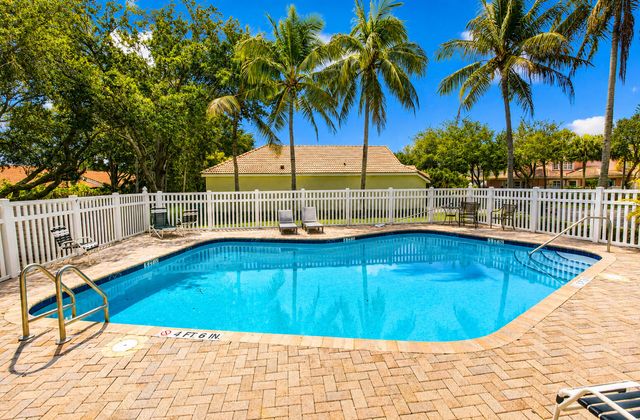9954 Boynton Gardens Way, Boynton Beach, FL 33437