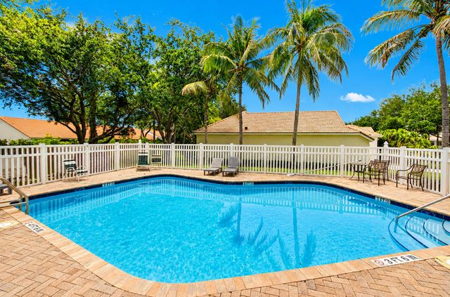 9954 Boynton Gardens Way, Boynton Beach, FL 33437
